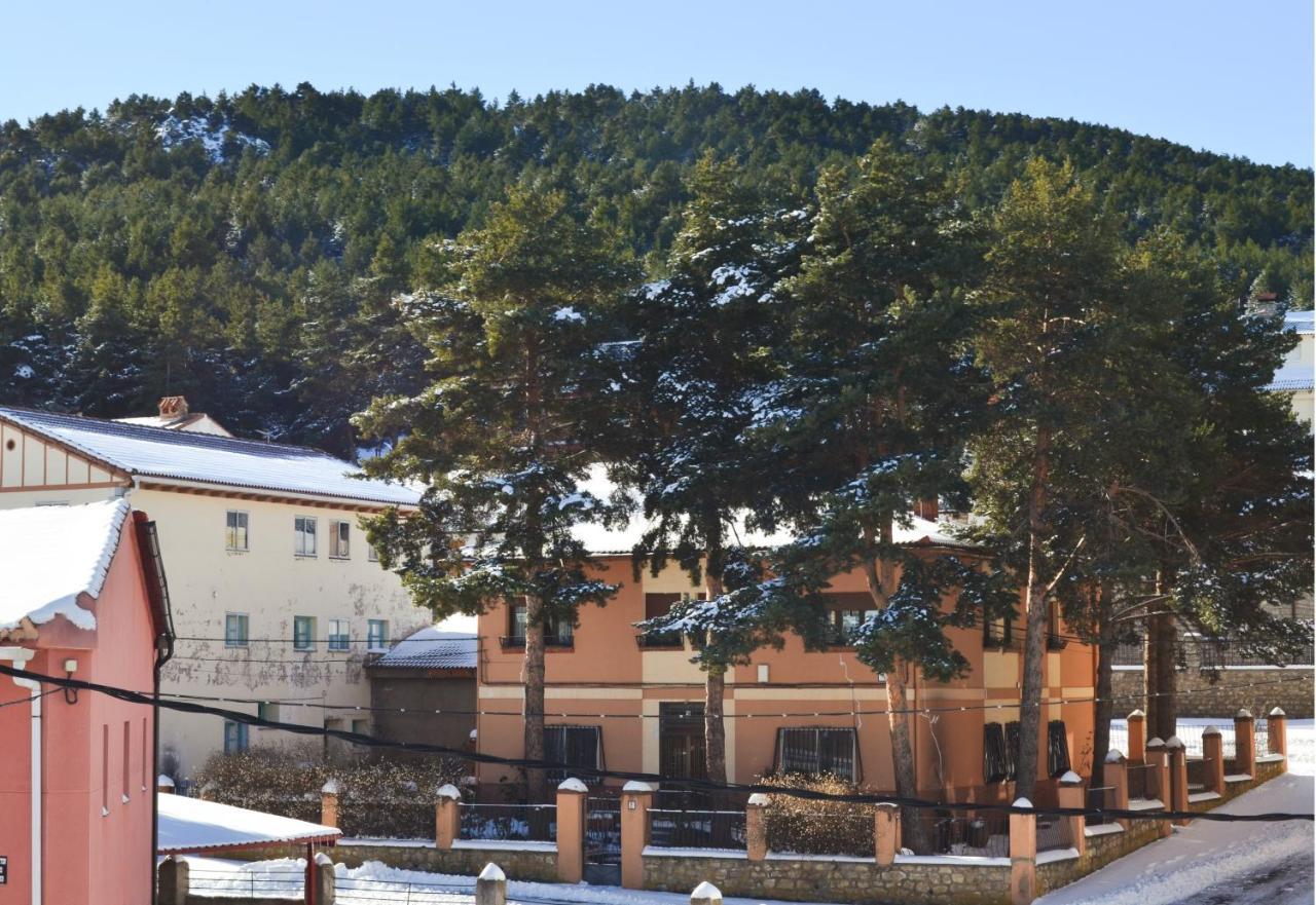 Hotel Suiza Bronchales Esterno foto