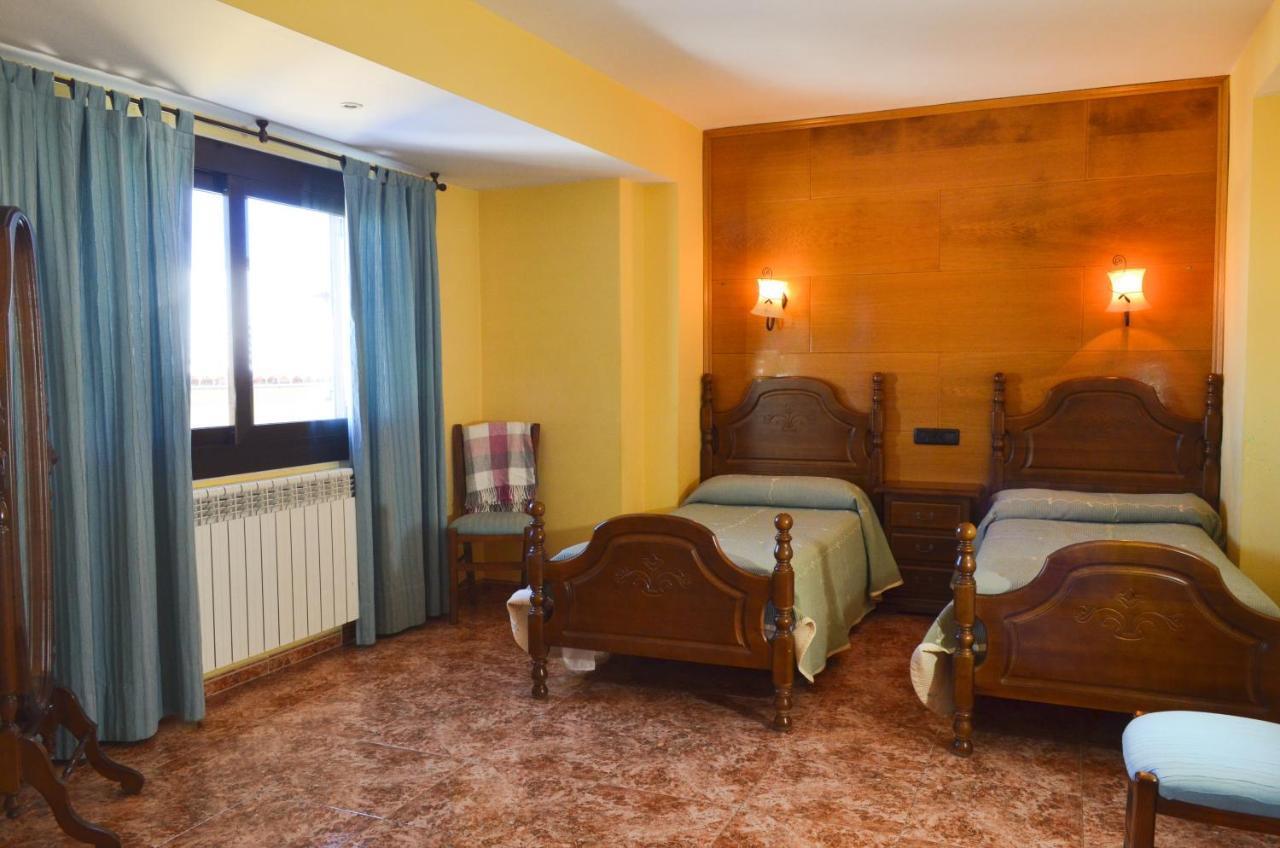 Hotel Suiza Bronchales Esterno foto