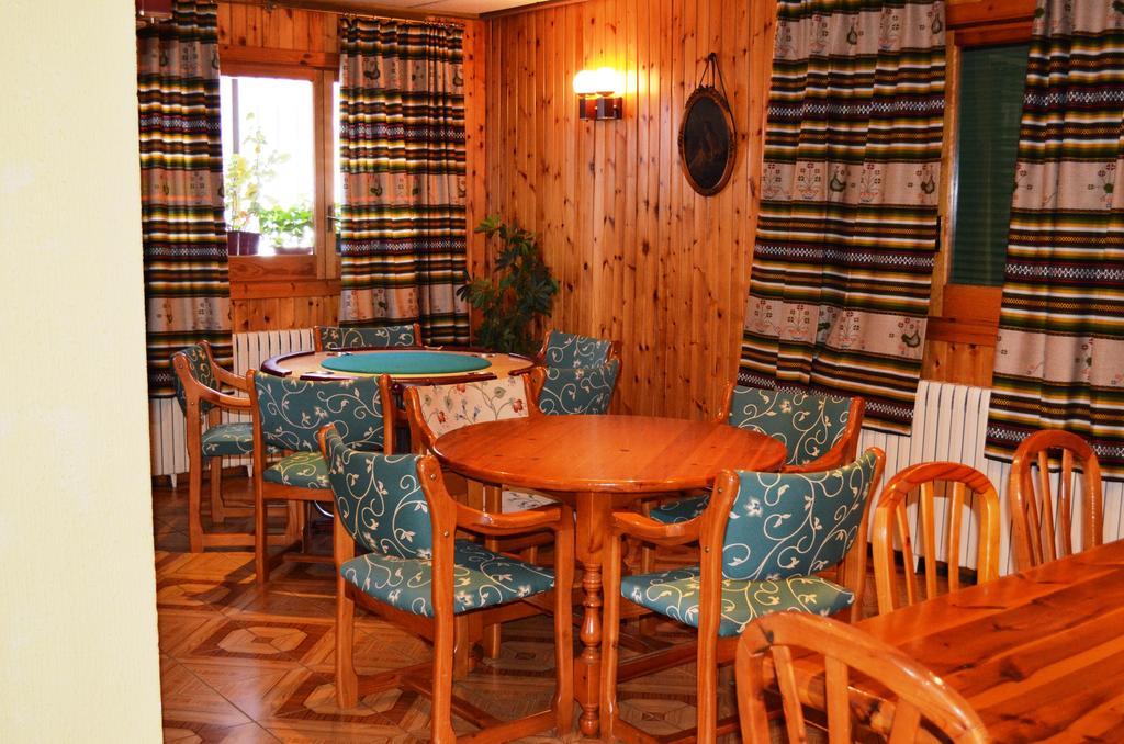 Hotel Suiza Bronchales Esterno foto