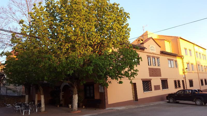 Hotel Suiza Bronchales Esterno foto